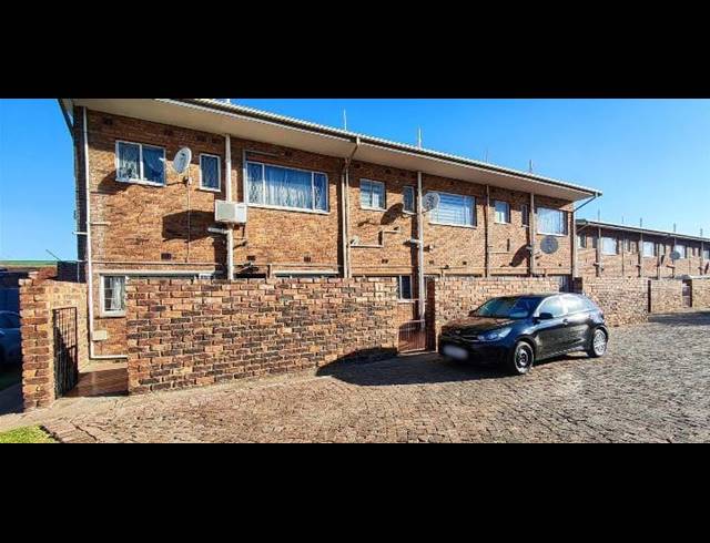 3 BEDROOM APARTMENT FOR SALE IN WITFIELD